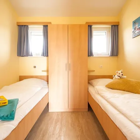 Ferienhaus Strandnixe Ferienhaus Dorumer Neufeld